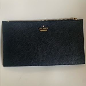 ♠️ Super Cute Kate Spade Wallet/Make Up Bag! - excellent condition! ♠️